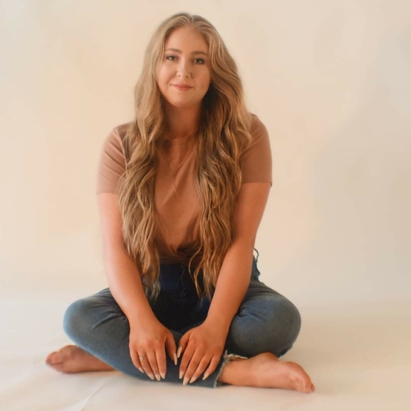 Meet The Posher - Picture 1 of 1